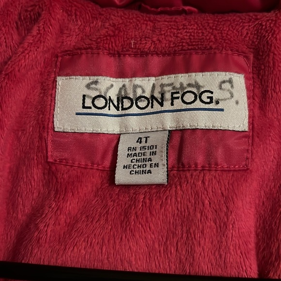 London Fog puffer coat for toddler girl. Size 4T - Picture 5 of 6